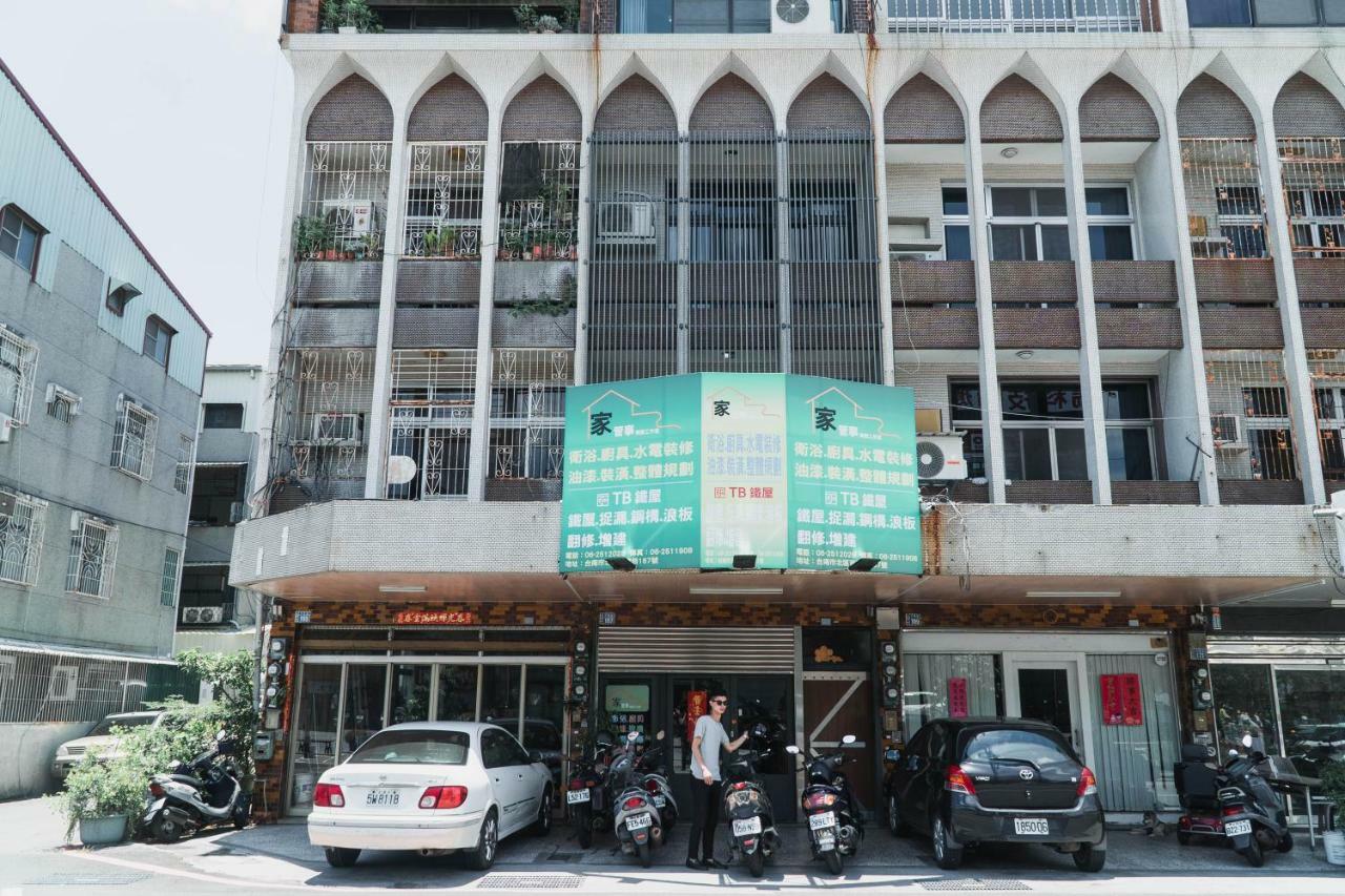 Hotel Lai Jia Tainan Exterior foto